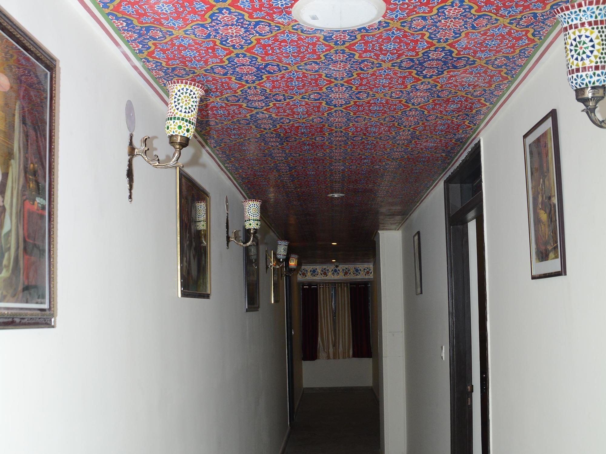 Hotel Surya Garh Jaipur Exteriör bild