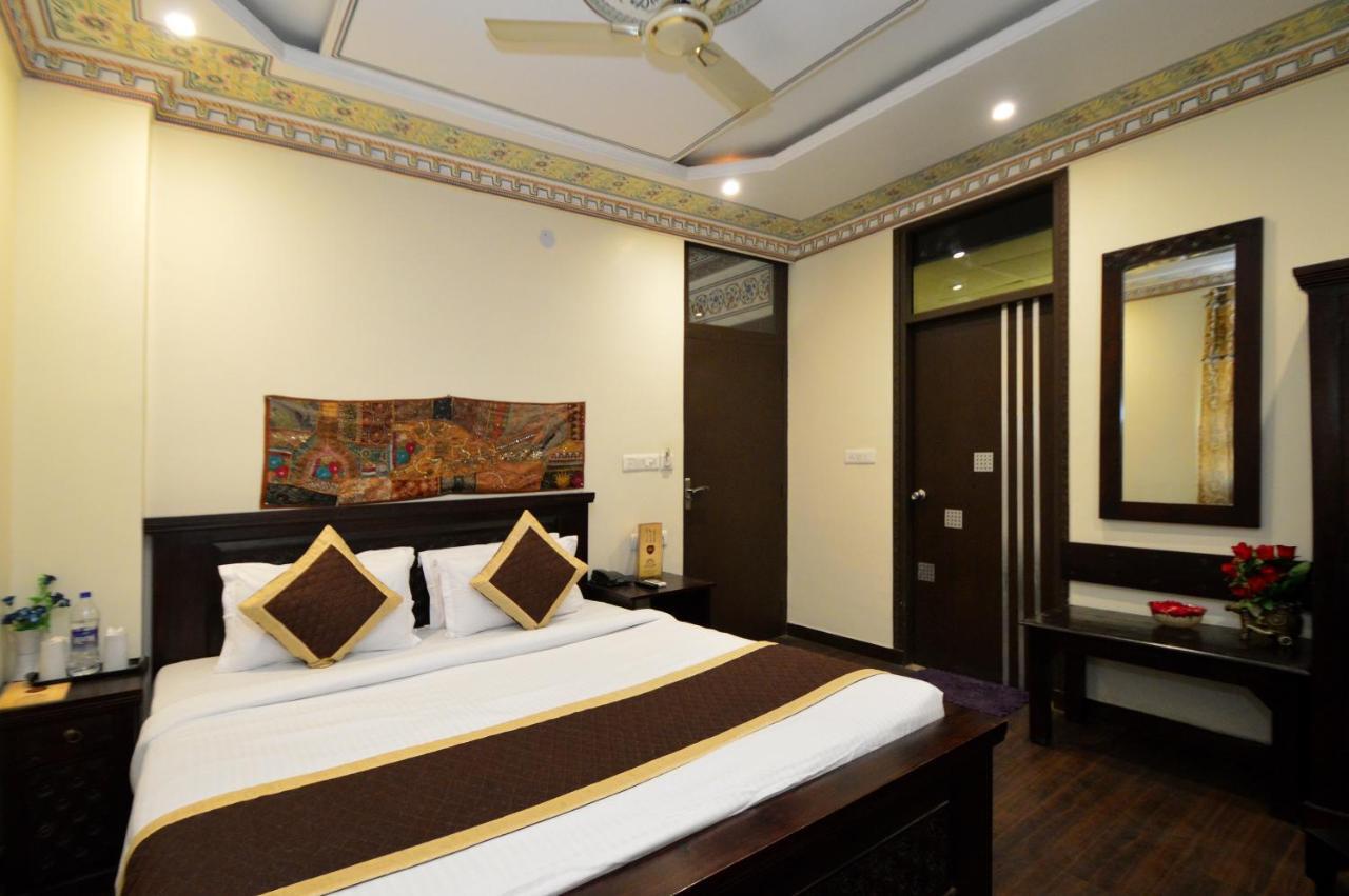 Hotel Surya Garh Jaipur Exteriör bild
