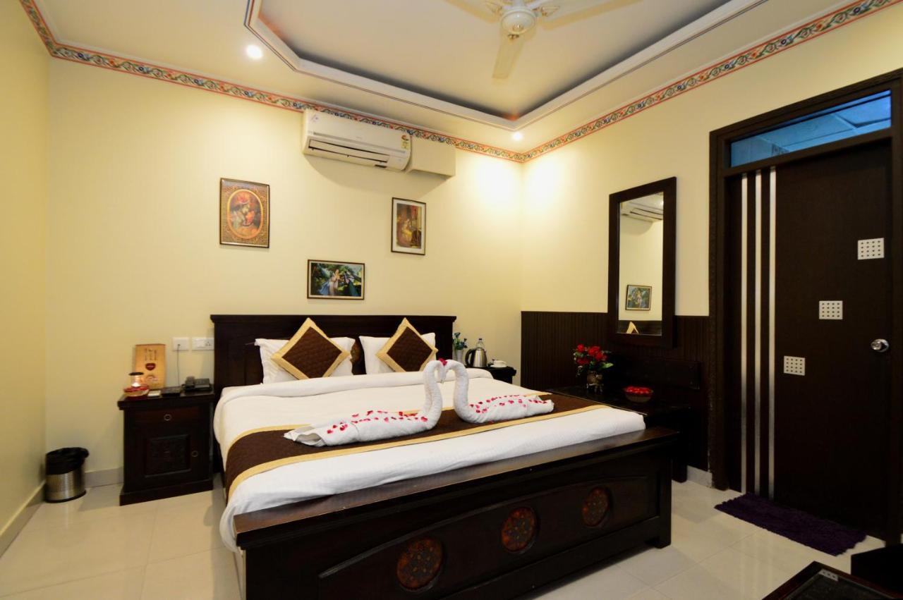 Hotel Surya Garh Jaipur Exteriör bild