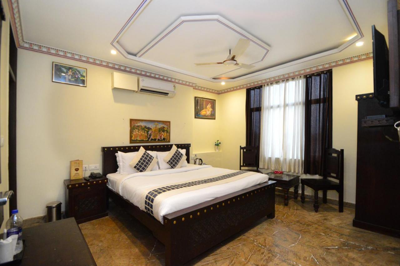 Hotel Surya Garh Jaipur Exteriör bild